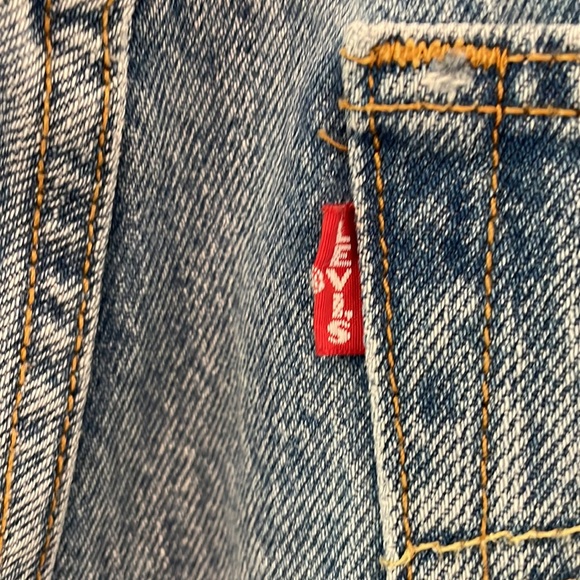 Levi’s classic jeans with no stretch - Picture 3 of 8